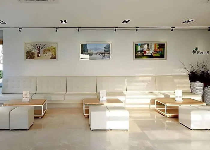Ever 8 Family Seoul